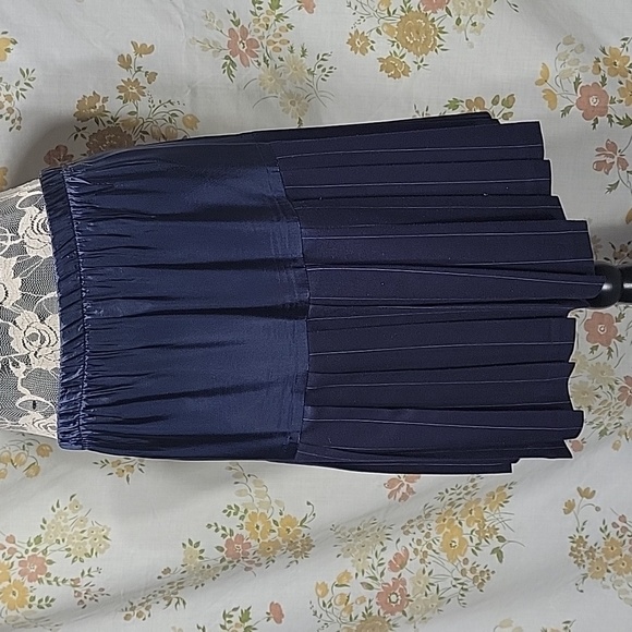 Vtg. 3 pc double breasted pinstripe suit - Picture 8 of 12